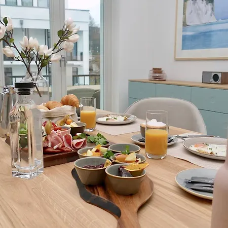 アパート Pool Und Sauna Mit Meerblick, Direkt An Der Seebruecke - First 3 8 ゼリン