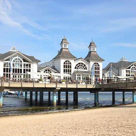 Pool Und Sauna Mit Meerblick, Direkt An Der Seebruecke - First 3 8 アパート