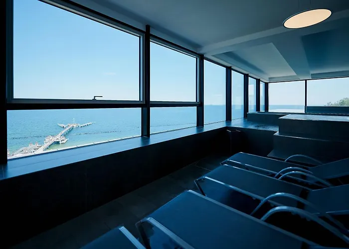 Pool Und Sauna Mit Meerblick, Direkt An Der Seebruecke - First 3 8 דירה Sellin (Rugen)